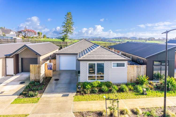 13 Waruhia Crescent Rototuna North_13