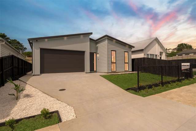 Brand New Executive Home, Premium Craftsmanship!