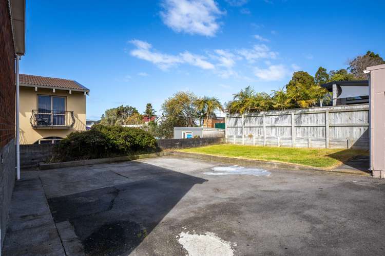 303B Devon Street West New Plymouth_14