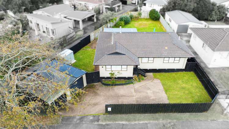 8 Forest Hill Road Henderson_17