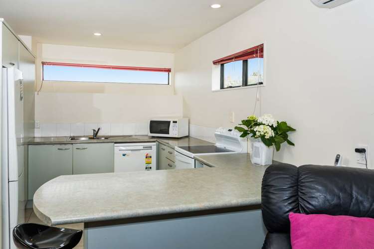 75 Girrahween Drive Totara Vale_7