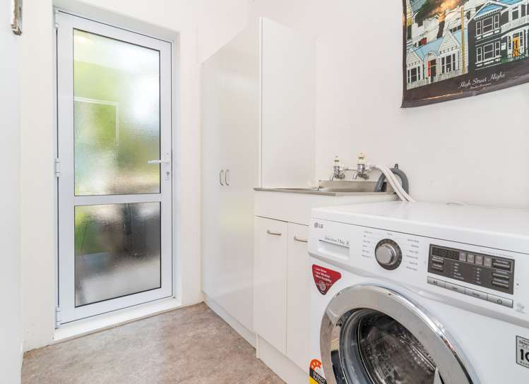 179 Highcliff Road Shiel Hill_16