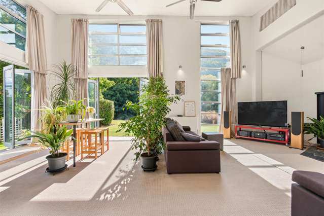 Arrowtown charm on the river reserve