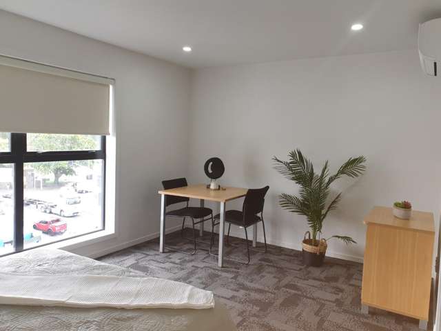 7/25 Tui Road 10695_1
