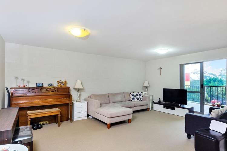 2a/20 Morning Star Place Mount Albert_1