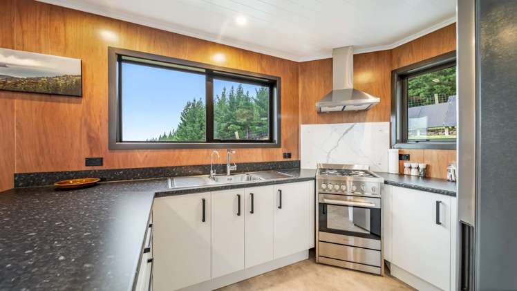 Tahakopa Valley Road Catlins Surrounds_16