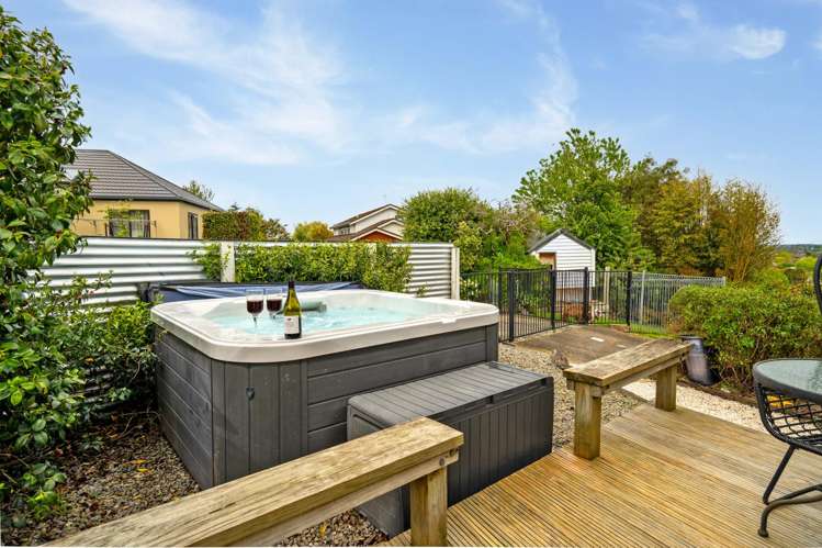 4 Kauri Grove Lansdowne_29