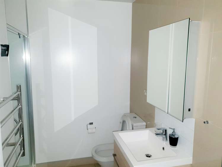 1001/75 Victoria Street West City Centre_5