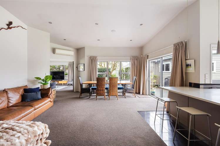 4 Roger Street_5