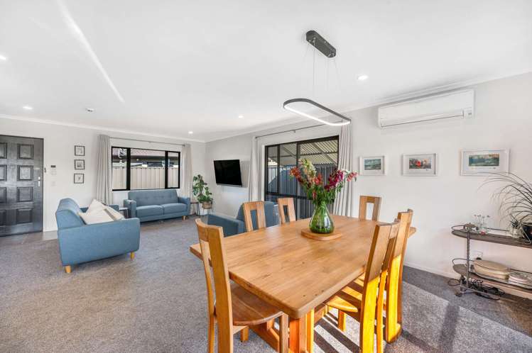 17 Chatham Mews Flaxmere_5