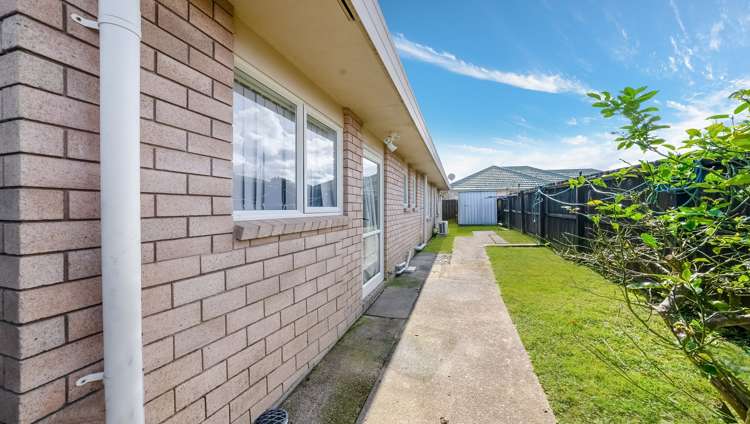 47a Robert Skelton Place Clendon Park_9