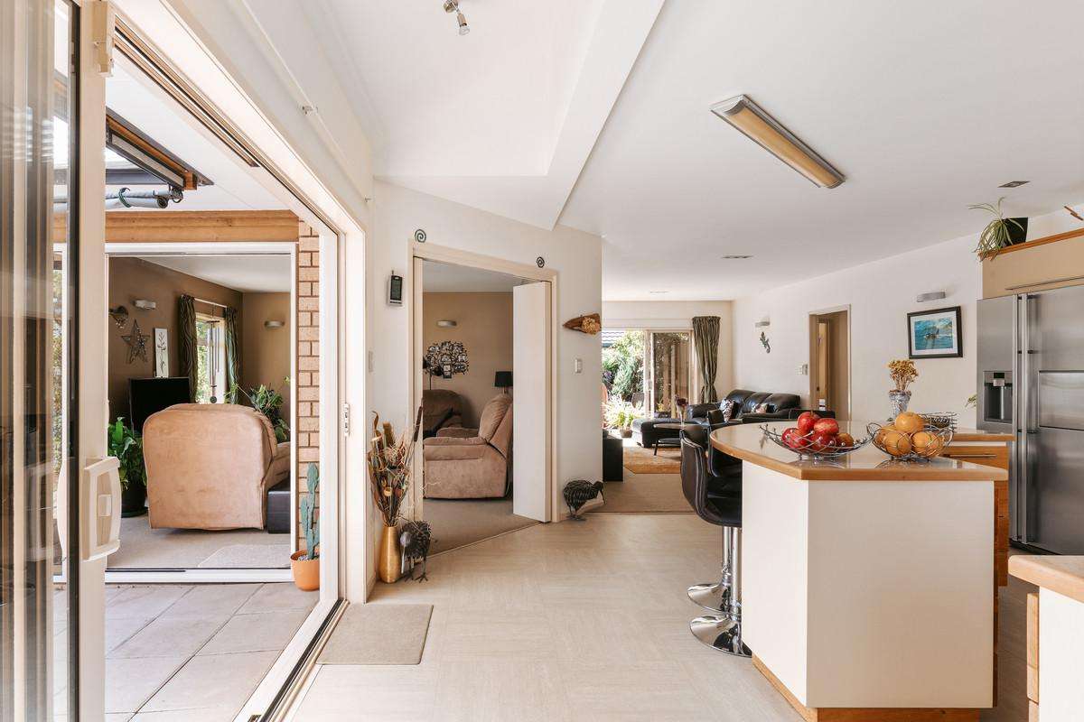 23 White Horse Drive_2