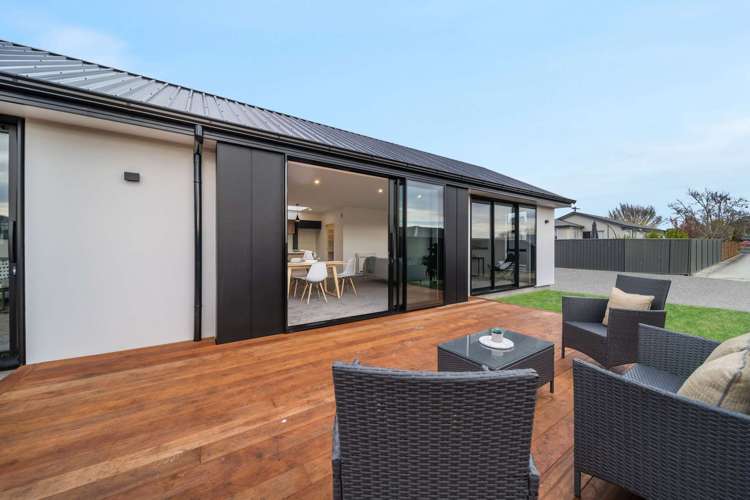 10 Henderson Street Mosgiel_19