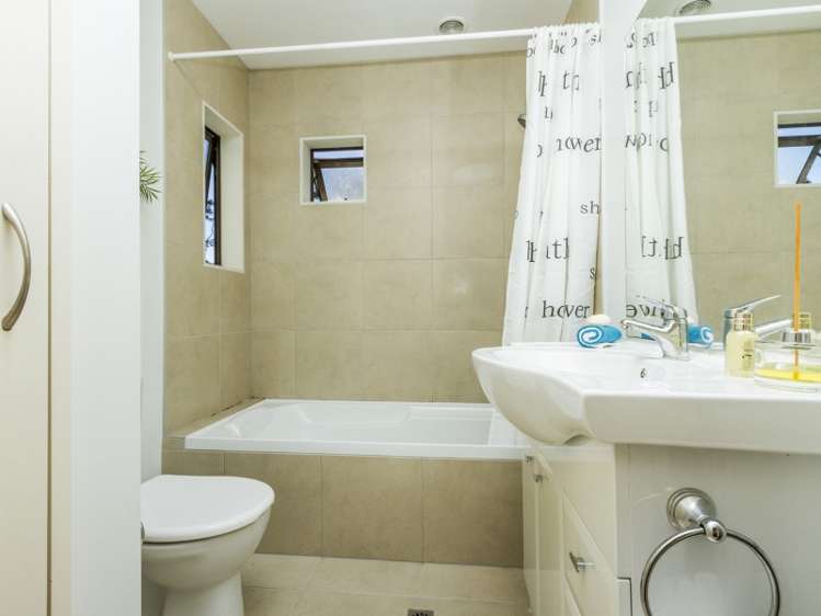 6/92 Bush Road Albany_17