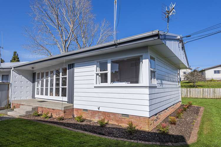 1/11 Matipo Place Woodhill_13