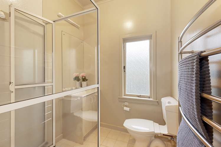 8 Knighton Road Hillcrest_12