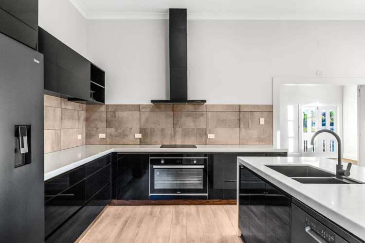 2 Cobden Street City Centre_1