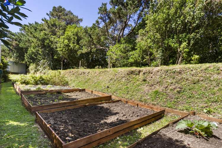 39 Taylor Terrace Tawa_16