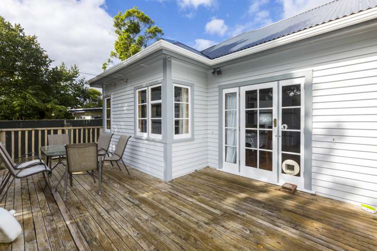 96 Heretaunga Square Silverstream_15