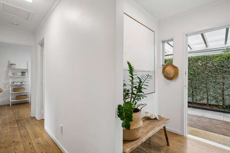 2/7 Hanlon Crescent Devonport_5