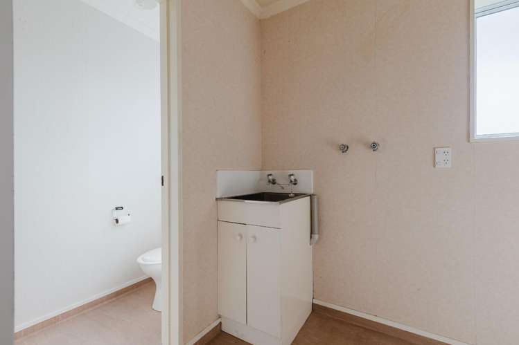 32a Robinson Crescent Westbrook_9