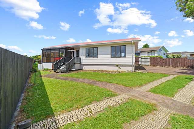 98 Everglade Drive Totara Heights_3