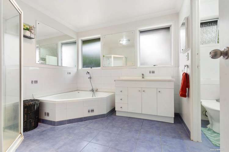 5 Spode Place Henderson_23