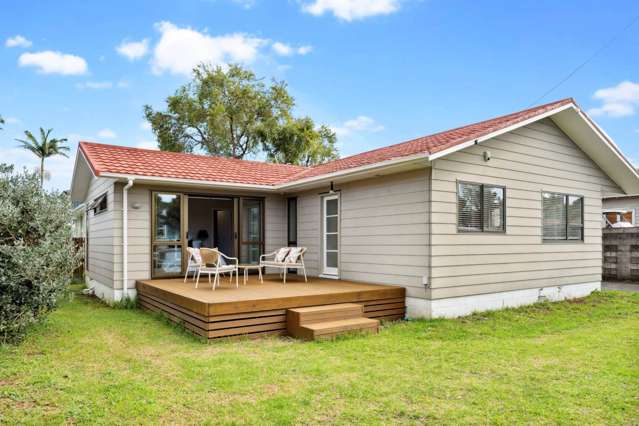 Easy-Care Living in a Prime Ellerslie Location