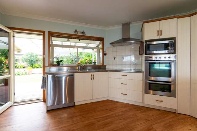 28 Meeanee Quay Westshore_4