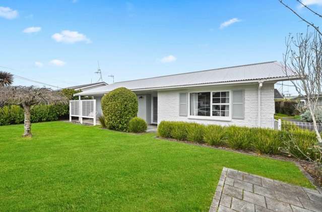 Ready to move in - fully furnished 2 bedroom house