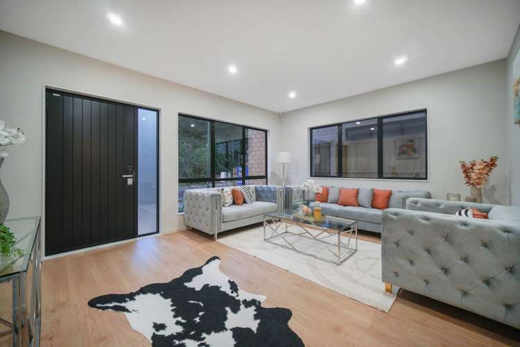 63 Bushfield Drive Flat Bush_7