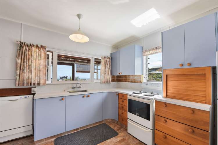 102 The Ridgeway Stoke_8