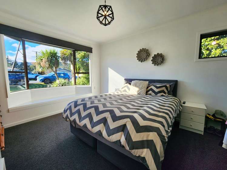 9 Inverness Street Dunollie_7