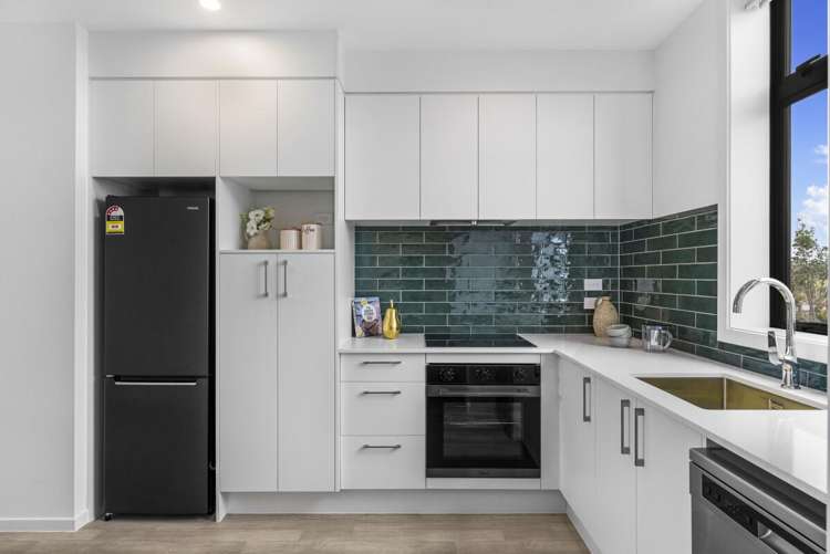 27 Raukohekohe Road Wiri_3