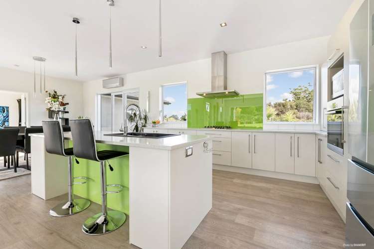 1 Ngaire Close Wainui_2