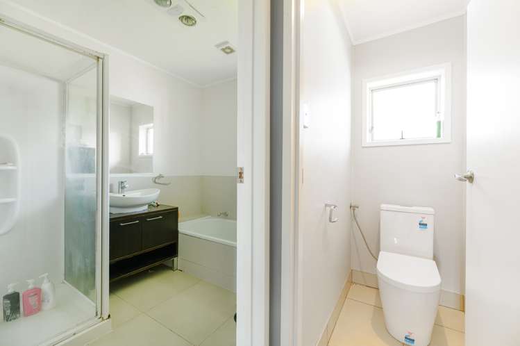 2 April Place Red Hill_12