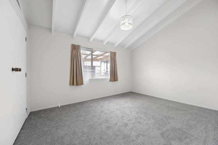7A & 1/7A Tirimoana Road Te Atatu South_15