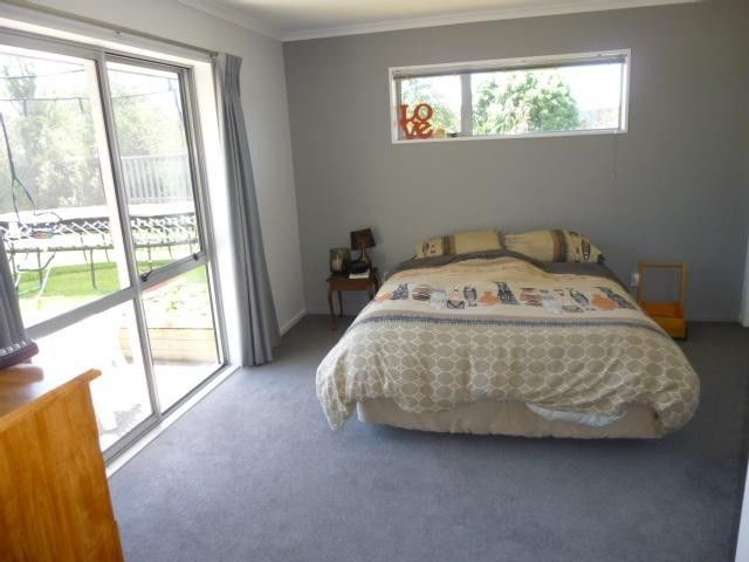 4 Glen Arrife Place Wigram_7