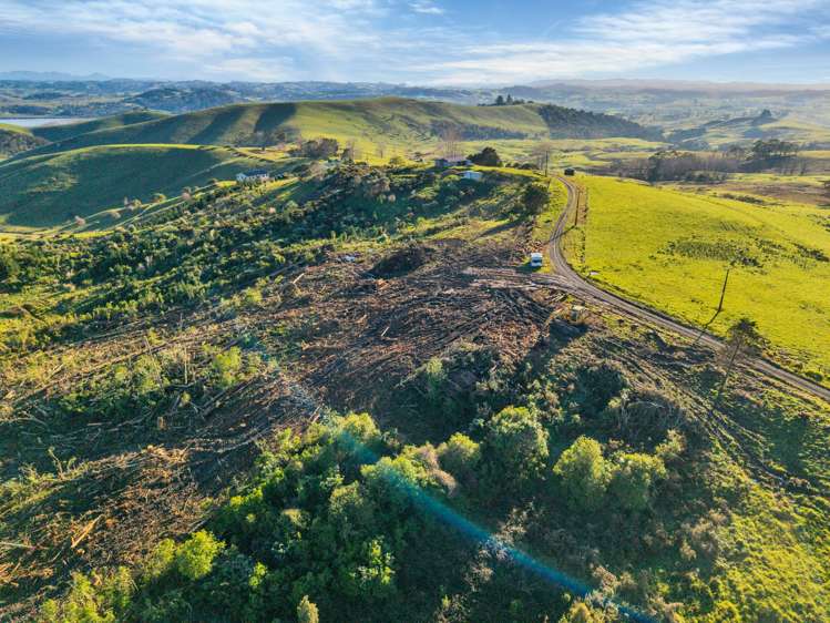 896 Whakapirau Road Maungaturoto_7