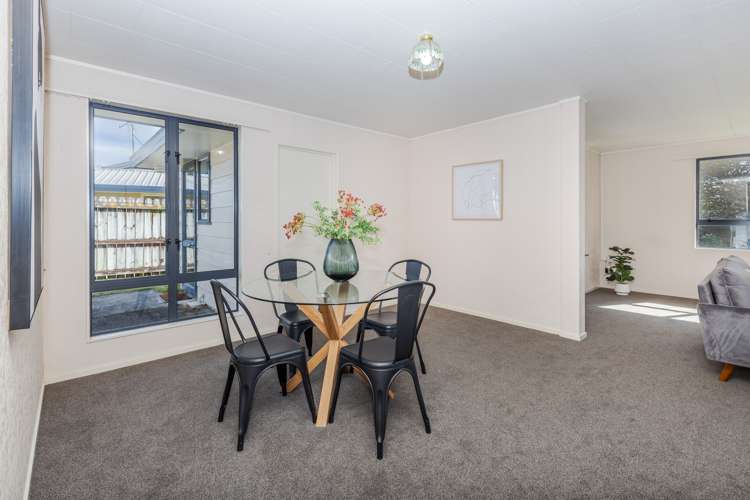 5 Cottage Lane Pukete_2