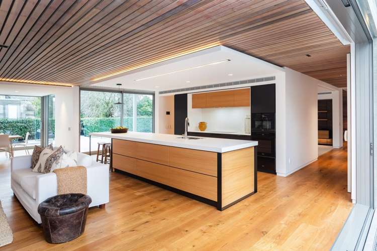 23 Desmond Street Merivale_16