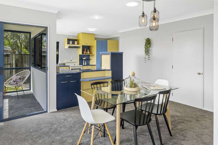 23 Maple Crescent Richmond_9