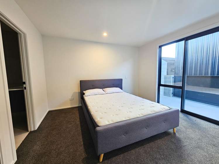 7 Le Mans Grove Cromwell_7