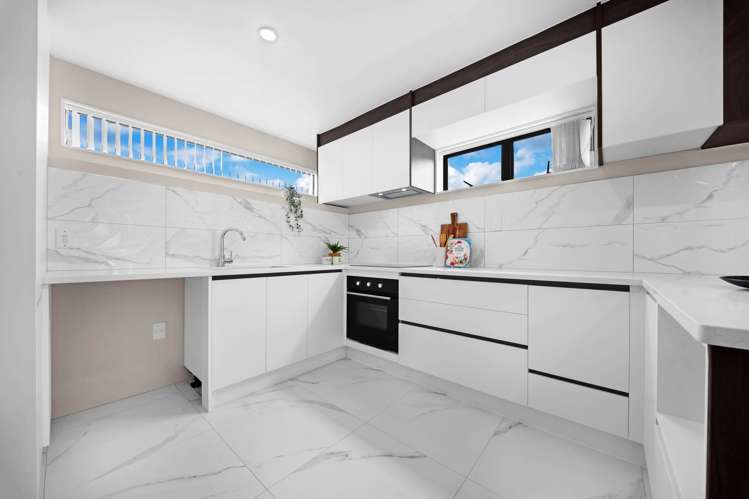 75 Girrahween Drive Totara Vale_10