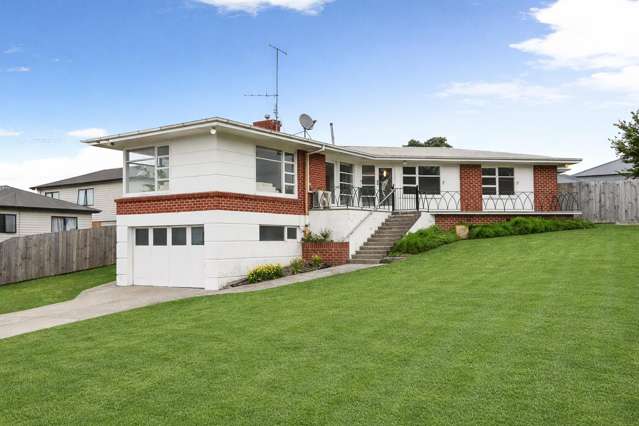 Sunshine & Rainbows Brick Beauty