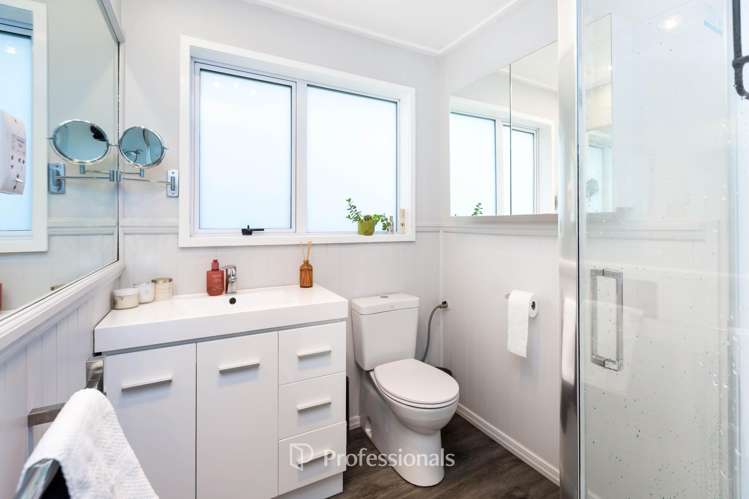 89 Owen Street Belmont_6