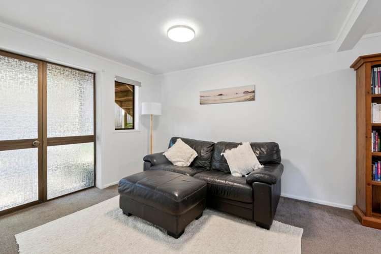 32 Elliston Crescent Stanmore Bay_12