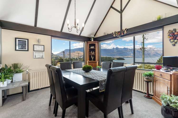 77 Thompson Street Queenstown_5