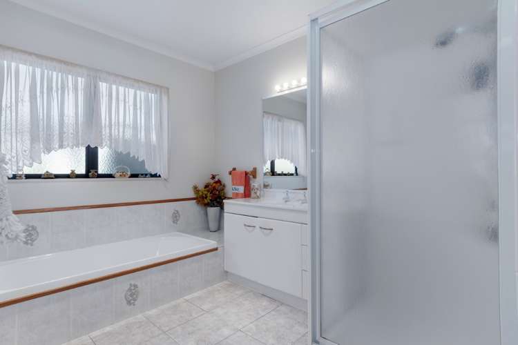 10 Sapphire Drive Hairini_11