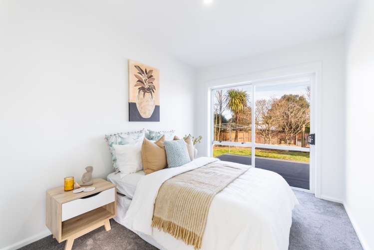 35 Lake Terrace Road Burwood_7